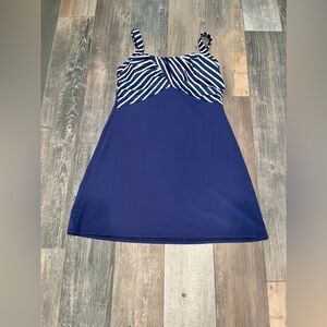 lands end Twist Front Underwire Swim Dress Women Size 8 DD Swimwear Navy White